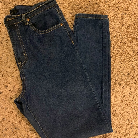 Jeans - Picture 1 of 2